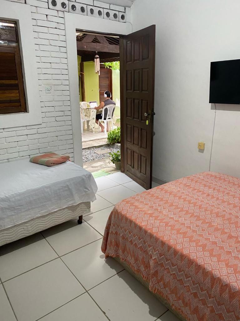 Alojamento de Acomodação e Pequeno-almoço Jardim De Cabo Branco *