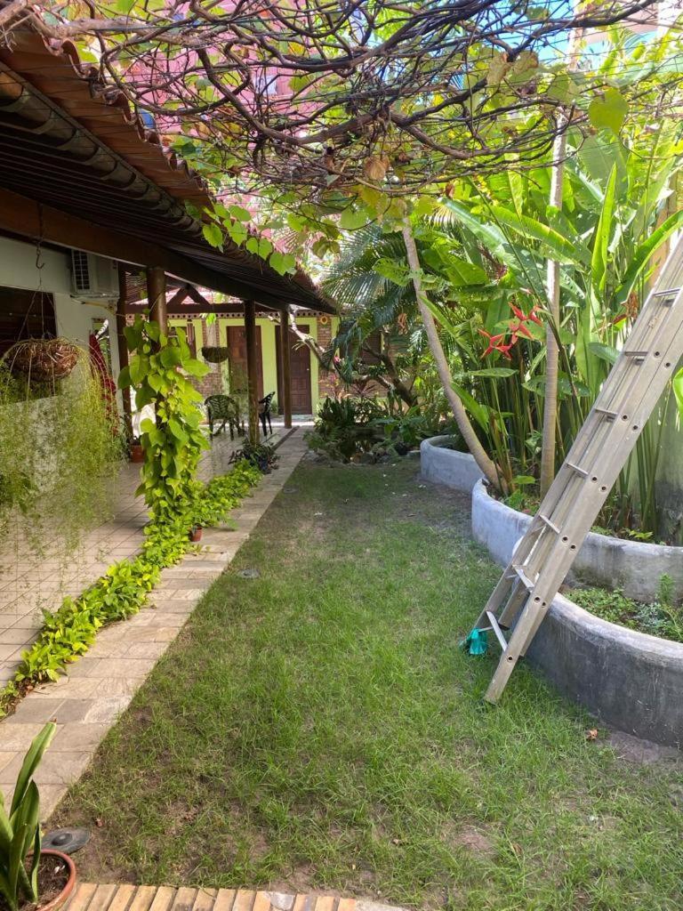 Alojamento de Acomodação e Pequeno-almoço Jardim De Cabo Branco