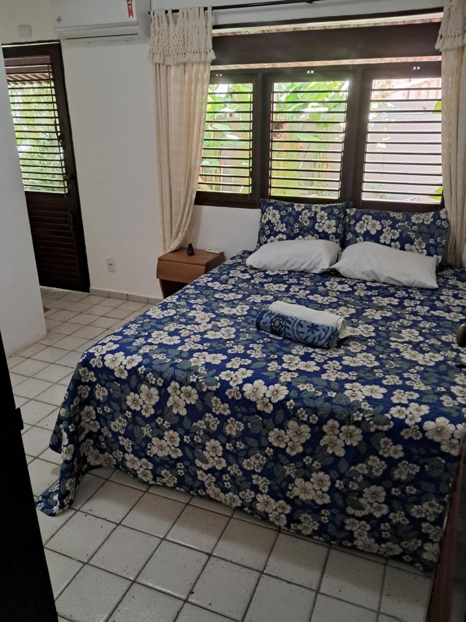 Alojamento de Acomodação e Pequeno-almoço Jardim De Cabo Branco *